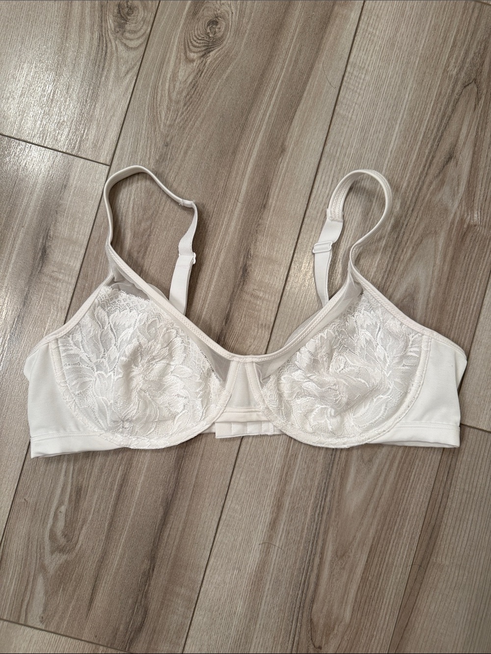 Bali White Lace Underwire Bra - 42C
